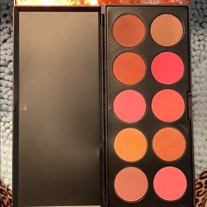 Morphe Blush Palette